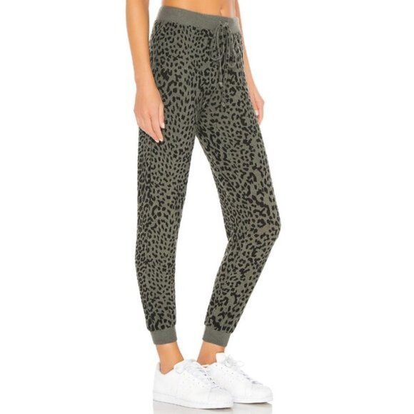 NWT Chaser Animal Print Jogger Sweatpants Small - Picture 2 of 10